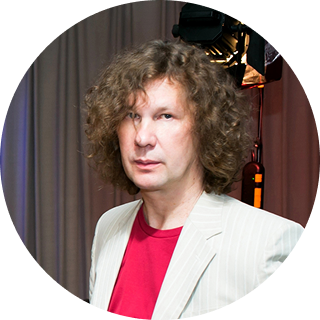 Александр Лавров